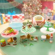 MGA Entertainment MGA宇宙工坊盲盒系列：侏罗纪恐龙/节日版/迷你自然风 - 迷你收藏品，盲盒，DIY手工，逼真模型，不可食用，适合8岁及以上男孩女孩作为生日礼物 - 彩色 - 查看 4