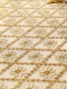 HXARTMIS 1pc Gold Sequin Embroidered Geometric Pattern Rectangular Tablecloth, Elegant Embroidered Oblong Table Cover With Scalloped Edges, Vintage Dust-Proof Tablecloth For Dining Room, Kitchen, Wedding Party, Home Decor, Suitable For Mother's Day, Father's Day, Valentine's Day And Other Holiday Decorations - Brown - View 9