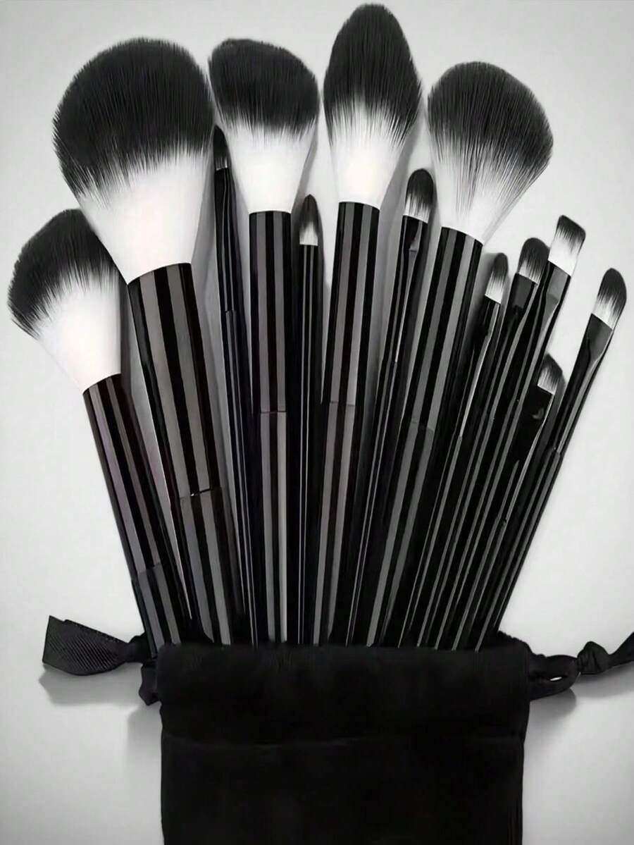 13pcs Makeup Brush Set, Eye Shadow, Blush Professional Brushes, Makeup Brush Set, Makeup Brush Set, Makeup Brush Set, Complete Makeup Set, Makeup Brush Set, Complete Makeup Set, Makeup Brush Set, Makeup Brush Set, Makeup Gift Set - Black - View 1