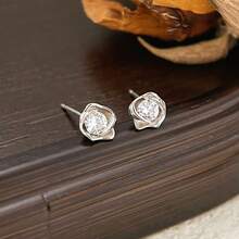 1 Đôi bông tai nữ đính đá Zirconia hình hoa hồng, kiểu dáng thanh lịch, thời trang, phong cách rừng cây, đa năng, thích hợp đeo hàng ngày, kiểu Hàn Quốc. - Bạc - Xem 1