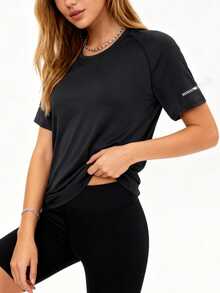 Women's Lightweight Quick-Dry Breathable Short Sleeve Sports T-Shirt, Made Of Elastic Polyester Blended Fabric, Suitable For Spring And Summer, High Color Fastness, Basic Casual Short Sleeve Top. Women's Quick-Dry Stretchy Crew Neck Sports T-Shirt For Summer, Suitable For Fitness Training, Exercise, Running And Gym As Basic Workout Top. - Black - View 4