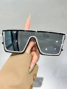 Fashionable Oversized  Shiny  That Make The Face Look Smaller For The Seaside - Black Frame With White Mercury (dotted Rhinestones) - View 2