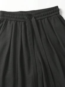1 chiếc quần dài nam màu đen chất liệu pha lanh, kiểu dáng rộng rãi, cạp cao, ống rộng xếp ly, thích hợp cho đi biển, nghỉ mát, mùa hè. - màu đen - Xem 5
