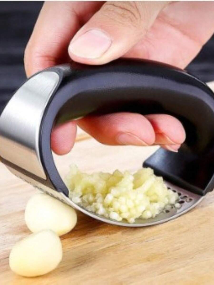 1pc,This Stainless Steel Garlic Press Features An Ergonomic, Easy-To-Use, And Easy-To-Clean Design That Minimizes Effort. Suitable For Hotels, Restaurants, And Home Kitchens, It Is A Practical Culinary Accessory And An Innovative, Handy Kitchen Tool. - Multicolor - View 1