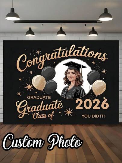 1 cái - Áp phích tốt nghiệp cá nhân hóa, biểu ngữ tốt nghiệp cá nhân hóa, tên/hình ảnh tùy chỉnh, biểu ngữ phẳng 2D với hình ảnh sinh viên tốt nghiệp tươi cười và dòng chữ "Chúc mừng Khóa tốt nghiệp năm 2026", thích hợp để trang trí tiệc sinh nhật, lễ kỷ niệm, đám cưới, họp mặt thanh niên và các sự kiện gia đình hoặc trường học.