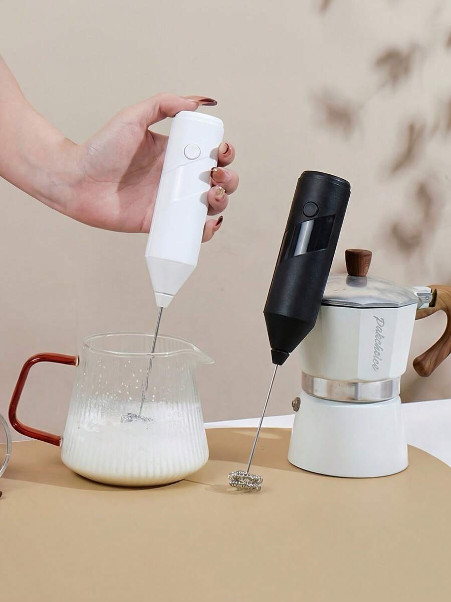 Máy đánh trứng cầm tay điện, sử dụng 2 pin AA (không bao gồm pin), đầu đánh bằng thép không gỉ 304 có thể tháo rời, dụng cụ đa năng dùng để đánh cà phê, trà xanh, trứng, có màu đen và trắng.