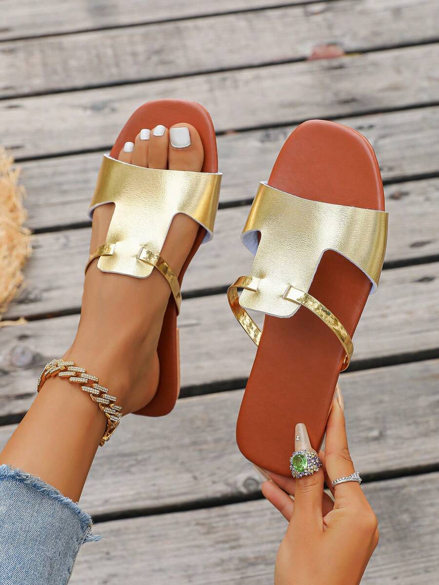 2026 New Summer Women's Slip-On Slippers, Soft Bottom Flat Sandals, Casual Slippers - Gold - View 1