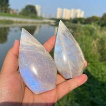 1个月光泪滴吊坠——非常适合家居收藏、情人节和节日礼物。它也是办公室或咖啡馆优雅桌面装饰的理想之选，堪称家居装饰的真正瑰宝。 - 彩色 - 查看 4
