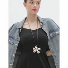 1pc Minimalist Silver Asymmetrical Sunflower Alloy Pendant Necklace, Adjustable Wax Cord Necklace, Fashionable Daily Wear For Young Women, Girlfriend - 銀色 - 查看 2