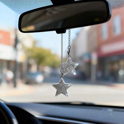 Mặt dây chuyền hình ngôi sao lấp lánh màu bạc cho xe hơi - Mặt dây chuyền hình ngôi sao lấp lánh màu bạc với thiết kế dây chuyền tinh tế, có thể treo trên gương chiếu hậu mà không cản trở tầm nhìn. Phụ kiện sang trọng này rất nổi bật và dễ phối hợp.