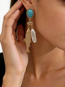 1 par de pendientes de aleación chapada en oro con textura y perla barroca, con vibra de vacaciones en el océano, adecuados para fiestas en la playa, ir al trabajo, joyería elegante - pez dorado - Ver 2