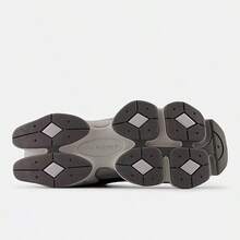 New Balance 9060 - Rain Cloud Grey, Sea Salt & Black Castlerock | Viral 2026 Chunky Platform Sneakers | Premium Suede & Mesh Breathable Trainers | Comfortable ABZORB Midsole Dad Shoes | Authentic Unisex High-Fashion Footwear - 黑色 - 查看 5
