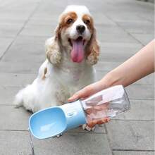 1 pieza Botella de agua portátil para perros - Botella de agua para mascotas a prueba de fugas con tazón, adecuada para viajes y actividades al aire libre, taza de agua para perros, taza portátil, suministros para caminar con perros, alimentador de mascotas - Regalo de vacaciones para esposa y madre [Estilo y color aleatorios] - Multicolor - Ver 4