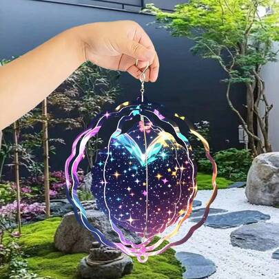 1 chiếc chuông gió hình trái tim lấp lánh như trong mơ, bao quanh là những con bướm đầy màu sắc, chuông gió xoay 3D bằng kim loại, kích thước lớn, dùng để đuổi chim ngoài trời, có móc xoay 360° không giới hạn, trang trí sân vườn và hiên nhà, trang trí đa chức năng cho sân vườn, hiên nhà và không gian trong nhà, quà Giáng sinh hoàn hảo, sản phẩm bán chạy nhất dịp Lễ Phục Sinh, trang trí Lễ Phục Sinh (Không bao gồm mặt dây chuyền), kiểu dáng ngẫu nhiên.