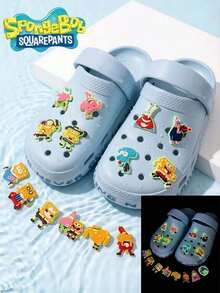 SpongeBob SquarePants Bộ trang trí tiệc sinh nhật chủ đề SquarePants gồm 6/12/24 món, họa tiết dễ thương, hình dáng độc đáo, hình chiếc giày phát sáng trong bóng tối, thích hợp cho túi đi biển, guốc, dép xăng đan. Được làm từ chất liệu PVC, có thể dùng làm vật trang trí giày, mặt dây chuyền giày, quà tặng sinh nhật, Giáng sinh, Ngày lễ tình nhân, Halloween. Có thể dùng làm mặt dây chuyền cho guốc gỗ rỗng, guốc gỗ rỗng, phụ kiện guốc gỗ rỗng. Các kiểu trang trí giày bằng cao su mềm ngẫu nhiên, thích hợp làm quà tặng sinh nhật, quà tặng ngày lễ, quà nhét túi quà và quà nhét tất Giáng sinh. - Nhiều màu - Xem 6