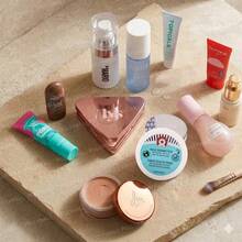Sephora 10-Piece Prep & Set Makeup And Skincare Value Set For Her- Benefit Primer, Glow Recipe Dew Drops, Summer Fridays Mist, LYS Setting Powder , Merit Priming Moisturizer & More - Travel Size Beauty Discovery Kit - 彩妝及護膚迷你入門套裝 - 查看 4