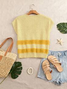 Áo dệt kim mùa hè kiểu cổ điển dành cho nữ: Cổ chữ V, họa tiết sọc và chi tiết xẻ tà bên hông, dáng rộng không tay - Trang phục thường ngày đa năng. - Màu vàng - Xem 8