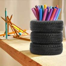 Fun Tire Pen Holder - Durable Black With Lettered PVC Desk Storage For Schools And Offices - 1 hộp đựng bút có rãnh chữ - Xem 2