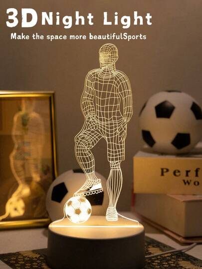 Đèn bàn hình cầu thủ bóng đá 3D, được trang bị tấm acrylic 3D, sử dụng nguồn USB, thích hợp làm đèn trang trí chiếu sáng ban đêm, tạo không khí ấm cúng, đèn đọc sách, đèn bàn. Sản phẩm được đóng gói trong hộp quà đẹp mắt. Thích hợp để trang trí phòng ngủ, phòng khách, cũng thích hợp làm quà sinh nhật, quà tốt nghiệp, quà tặng ngày lễ (ánh sáng dịu), đồ trang trí gia đình, và là món quà lý tưởng nhất cho người hâm mộ bóng đá. Quà tặng tiệc tùng chủ đề bóng đá.