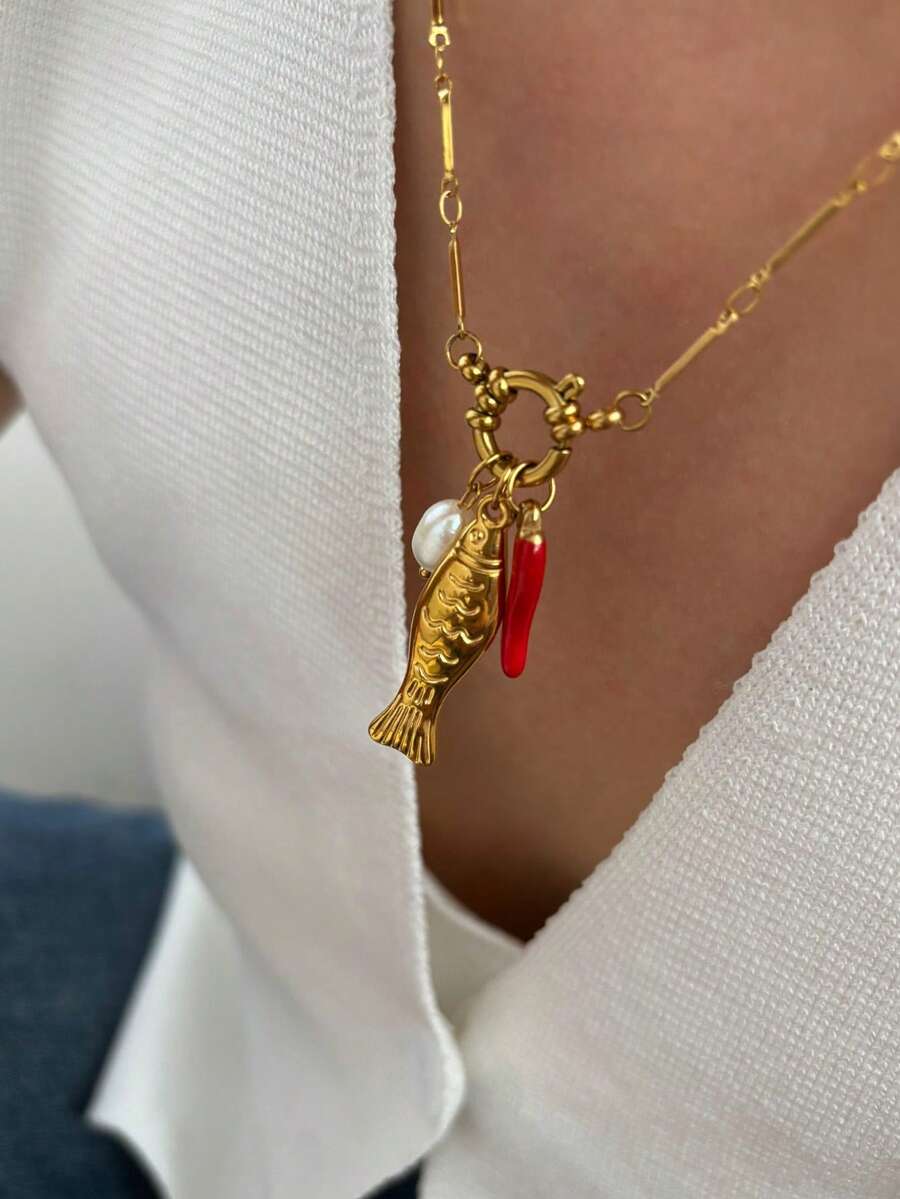 1pc Stainless Steel Striped Goldfish & Chili Pepper Pearl Pendant Necklace, 18K Gold Waterproof Versatile Fashion Jewelry For Women