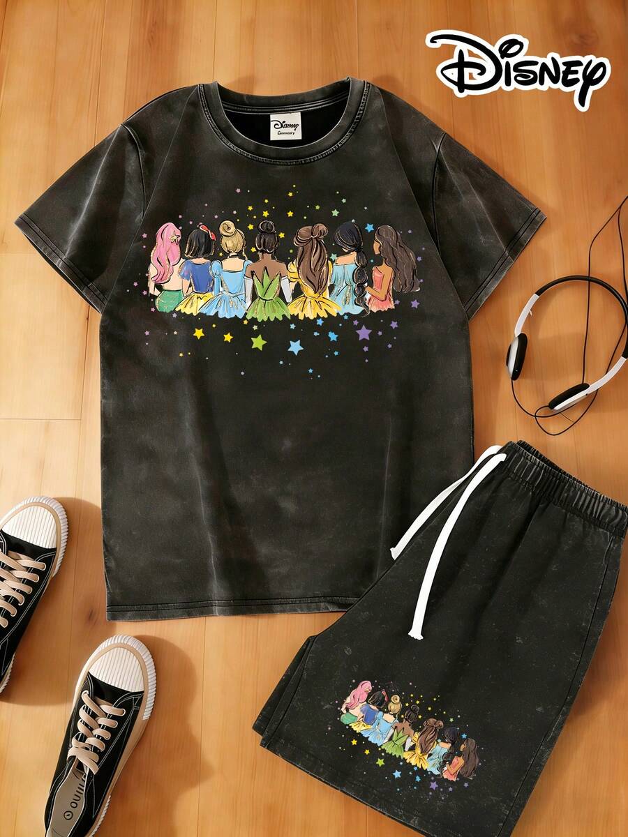 Disney Official Authorization | Women's 2PCS 100% Washed Cotton Vintage Style Short-Sleeve T-Shirt & Shorts Set. Inspired By Watercolor Art, It Brings Together The Disney Princess Squad Into A Healing Back-View Painting. Iconic Elements Like Ariel's Pink Hair, Snow White's Red Bow, And Tiana's Green Dress Are Featured, Along With Gradient Rainbow Gowns And Star Accents. The Loose Fit Flatters All Body Types, Making It Versatile And Practical For Daily Outings, And It Is Also An Ideal Choice For Matching Outfits With Girlfriends On Trips Together. - Black - View 1