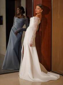 Luxury Off-The-Shoulder Ruched Bust Beaded Lace Long Sleeve Satin Mermaid Wedding Dress With High Slit & Train, Wedding Dresses For Bride, Elegant And Comfortable, Includes Plus Sizes, Bridal Gown, Formal Dresses For Women, Suitable For Wedding, Party, After-Party Dress, Cocktail Party, Bride, Party Dress, Formal Occasions, Dinner Dress, Prom Dress, Birthday Party, Celebration, Gala, Festival, Ceremony, Graduation, Homecoming Dress, Vacation, White - 白色 - 查看 3