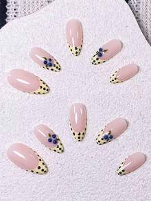 10 Pieces Handcrafted Almond-Shaped False Nails, Yellow French Tips With Polka Dots & 3D Blueberry Design. Meticulously Handmade With Cute 3D Small Blueberries, Hand-Painted Yellow French Edges And Black Polka Dots. These Elegant, Romantic And Minimalist Press-On Nails Feature A High-End, Sexy And Luxurious Style. Ideal For Daily Wear, Dates, Concerts And Casual Business Occasions, They Are A Perfect Gift For Women And Girls. - Multicolor - View 3
