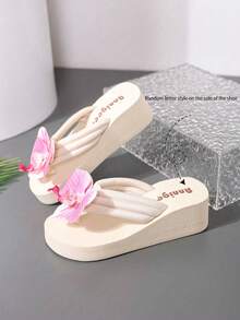 Fashion New Casual Women Thick Sole Wedge Sandals, Summer Beach Slip On Flip Flops With Floral Decor, Outdoor Lightweight High-End Eva Comfort Non-Slip Slip-On Flat Sandals,Must-Have For Beaches And Vacations, A Gift For Family And Friends - Flip Flops - View 11