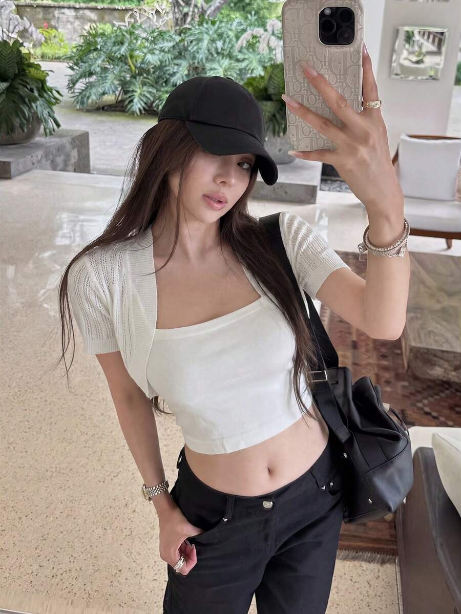 Phong cách thời trang đường phố mùa hè mới, tinh khiết và cá tính – Áo croptop dệt kim gân sọc dáng suông, áo croptop ôm sát cơ thể dành cho phái nữ trẻ màu trắng. - trắng - Xem 1