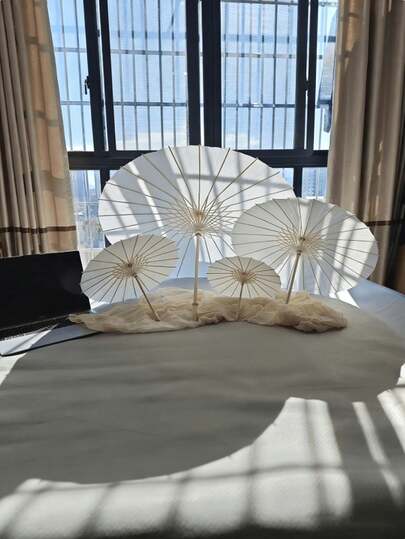 A Vintage White Creative Women's Blank Paper Parasol Wedding Umbrella - Available In Four Sizes - Paper Umbrella Open Diameter Size