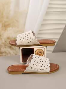 Summer New Hollow Carved Slip-On Slippers For Women, Retro Bohemian Style, Soft Bottom, Versatile Flat Beach Sandals, Suitable For Beach, Outdoor, Vacation And Daily Casual Wear - Beige - View 5