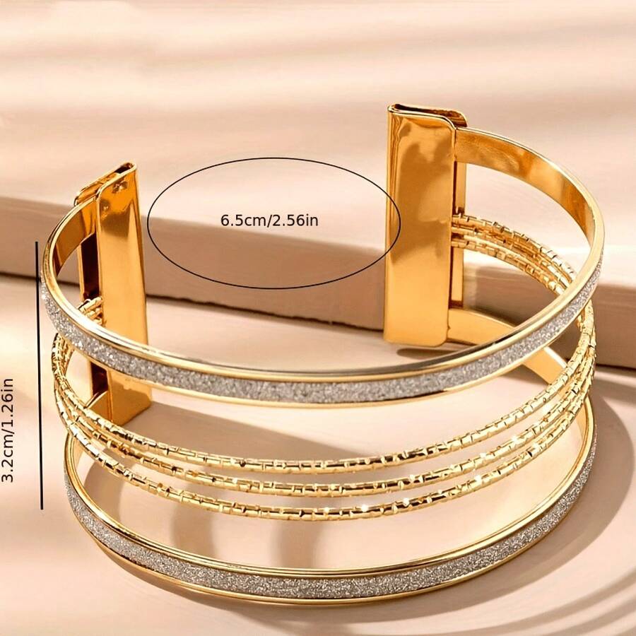 Brazalete geométrico hueco y ancho de moda retro europeo y americano para mujeres - Dorado - Ver 1