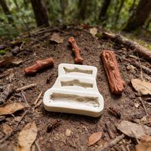 1PC Creative Simulation Mini Tree Trunk Shaped Silicone Mold, Handmade Micro Landscape Artwork, Bonsai Decoration Props, Can Be Made Of Clay, Gypsum Resin Drip Glue, Polymer, With Simple Demolding And Reusable Silicone Mold. - Beige - Three-section Tree Trunk - View 4