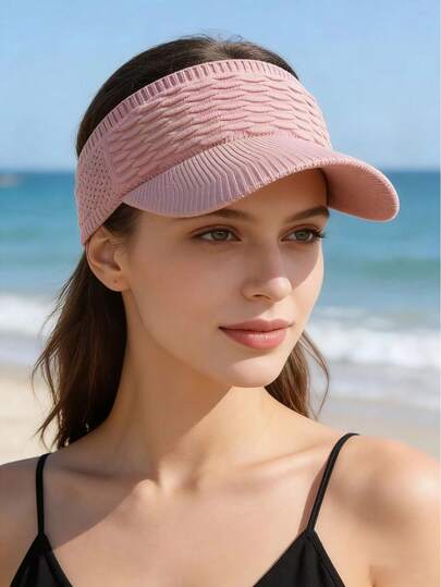 1顶男女通用鱼鳞镂空针织帽，时尚百搭，轻盈透气，针织开口设计，如羽毛般柔软轻薄，方便携带，网眼透气有效排汗，不会压扁头发或导致头发油腻。