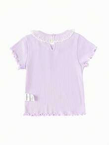 Áo ngắn tay viền bèo nhún ngọt ngào cho bé gái thuộc bộ sưu tập mùa hè mới, với cổ áo ren tinh tế. - Màu tím - Xem 2