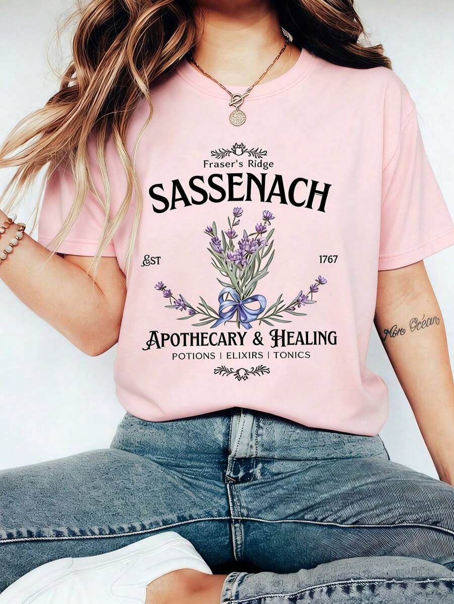 100% Cotton Women's Vintage Sassenach Lavender Graphic Short Sleeve T-Shirt Casual Retro Tee,Summer Outfits For Women,Graphic T Shirts - 粉色 - 查看 1