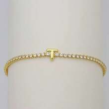 1条18K镀金手链，经典白色锆石A-Z字母链手链，女士礼物 - 金色 - 查看 18