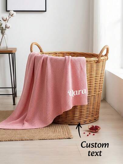 Manta de punto de algodón personalizada, tacto suave, tela transpirable, diseño ligero y delgado, bordado personalizable, disponible en varios colores. Adecuada para manta de siesta, también se puede usar para el sofá del hogar, el dormitorio, la oficina, los viajes, el coche o la decoración interior. Regalo ideal para vacaciones, fiestas, San Valentín para adultos, hombres, mujeres, familia y amigos.