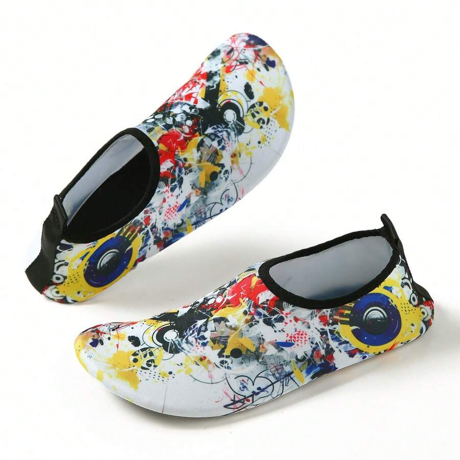 Unisex Quick-Dry Printed Water Shoes, Breathable Outdoor Beach Graffiti Shoes - Green - View 1
