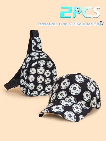 Bộ 2 món gồm mũ lưỡi trai in hình bóng đá màu đen và túi đeo ngực cho bé trai 4-6 tuổi. Mũ có thể điều chỉnh độ che nắng, túi đeo ngực thoải mái và tiện dụng, phù hợp cho các hoạt động hàng ngày, ngoài trời, kỳ nghỉ biển, sinh nhật và đi học.