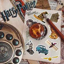 Harry Potter 50张哈利波特大学徽章道具乙烯基贴纸，防水卡通贴纸，适用于派对装饰、信封、水瓶、笔记本电脑、保险杠、手机、硬壳礼品、帽子、汽车等，趣味贴纸，适合儿童、青少年和成人，也可用作剪贴簿用品。 - A - 查看 6