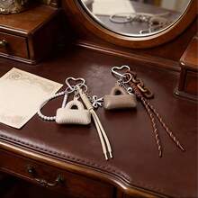 Móc khóa da hình trái tim với mặt dây chuyền hình bướm, tua rua bện, móc kim loại, phụ kiện trang trí túi xách thanh lịch, quà tặng sáng tạo - Nhiều màu - Xem 8