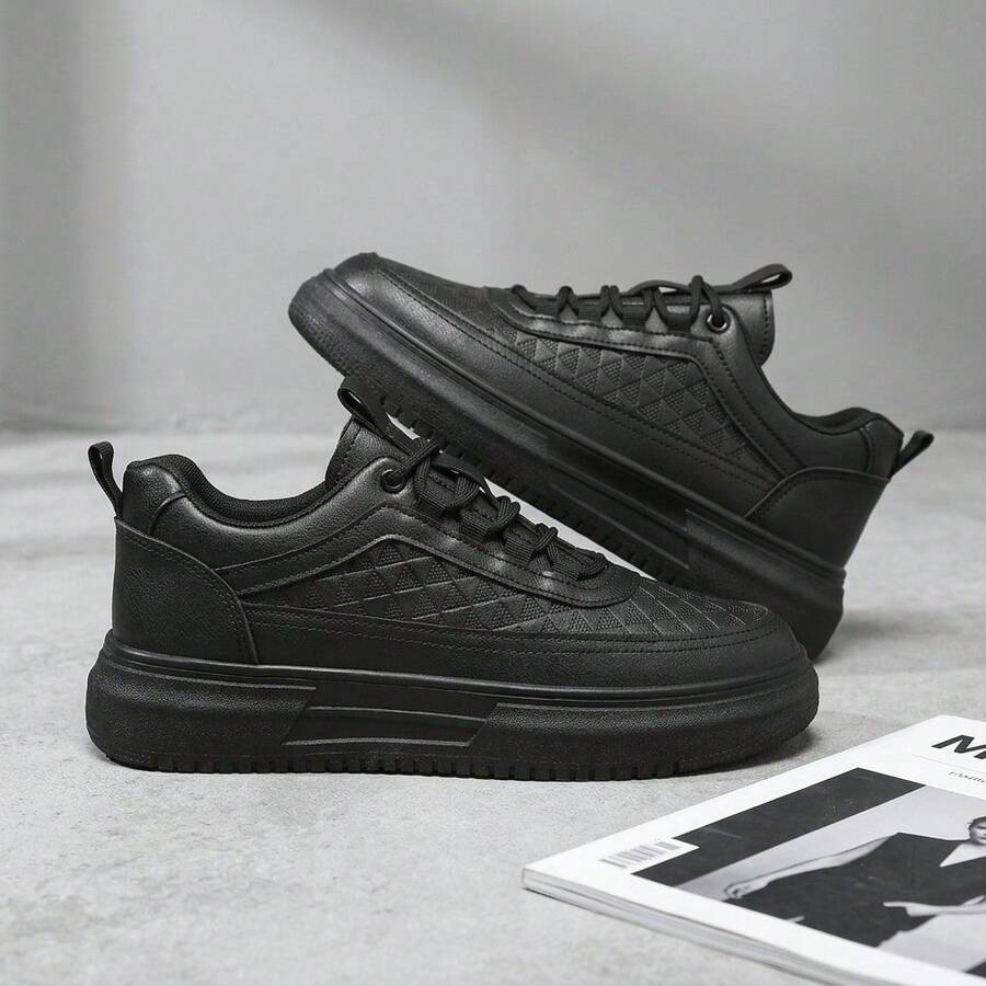 Tenis para hombre y zapatos para hombre casuales de moda urbana estilo coreano, sneakers de plataforma con suela gruesa de goma antideslizante y material EVA, calzado deportivo de PU resistente con cordones y texturizados geométricos, tenis cómodos transpirables y ligeros de gran calidad para uso diario, calzado masculino versátil y elegante. - Negro - Ver 1