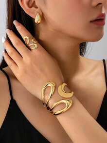 4pcs/Set Fashionable Metallic Geometric Hollow Water Drop Shaped Ring, Bracelet, Earring Jewelry Set For Women - Yellow Gold - View 1