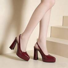 女士时尚舒适无后跟搭扣粗跟一脚蹬高跟鞋 - 酒紅色 - 查看 2