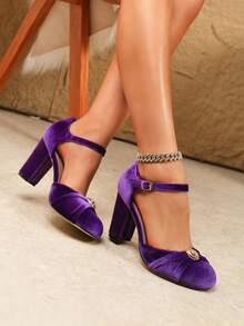 2026 Spring/Summer New Arrival: Elegant And Stylish Mary Jane Shoes For Women - Green, Purple, Burgundy, And Black High Heels. Velvet And Patent Leather Design, T-Strap With A Single Strap For A Simple And Stylish Look. Suitable For College Students, Everyday Wear, Mother's Day Gifts, Weddings, Parties, Dress Outfits, Outdoor Activities, Family Gatherings, Formal Wear, Spring Shoes, And Summer Shoes. Extremely Comfortable Heels With Beautifully High Lines. (Local Warehouse, Delivery As Fast As 3 Days) - 紫色 - 查看 1