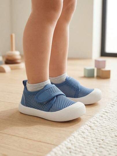 1 Pair Baby Boys' Blue Hollow Mesh Breathable Casual Soft Bottom Low-Top Hook And Loop Sneakers, Suitable For Outdoor Spring/Summer