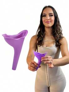 1个便携式紫色/粉色/橙色女性小便器，采用TPR橡胶材质，适合户外旅行和女性健康护理 - 查看 3