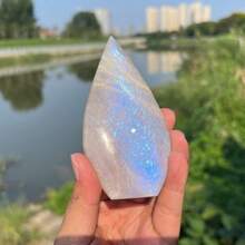 1个月光泪滴吊坠——非常适合家居收藏、情人节和节日礼物。它也是办公室或咖啡馆优雅桌面装饰的理想之选，堪称家居装饰的真正瑰宝。 - 彩色 - 查看 10