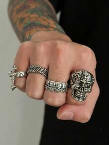 Set de 4 anillos de calavera y cruz punk, accesorios encantadores para el atuendo de fiesta de hombres - Plata antigua - Ver 2